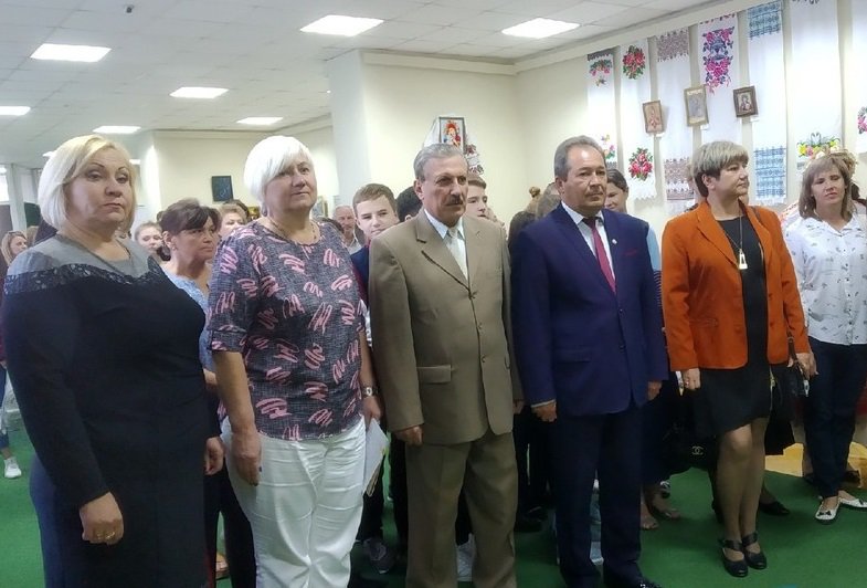В Луганске открылась выставка мастеров села Хорошее