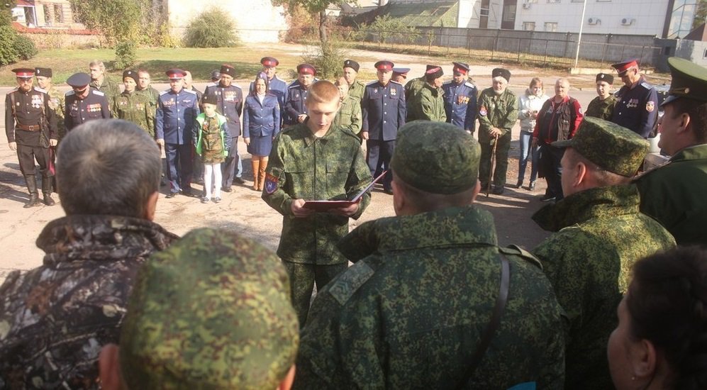 30 новобранцев дали казачью присягу в Луганске