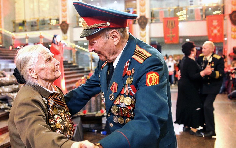 Ветераны Великой Отечественной войны из ЛНР посетят Бал Победителей