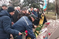 В Луганске прошел митинг-реквием