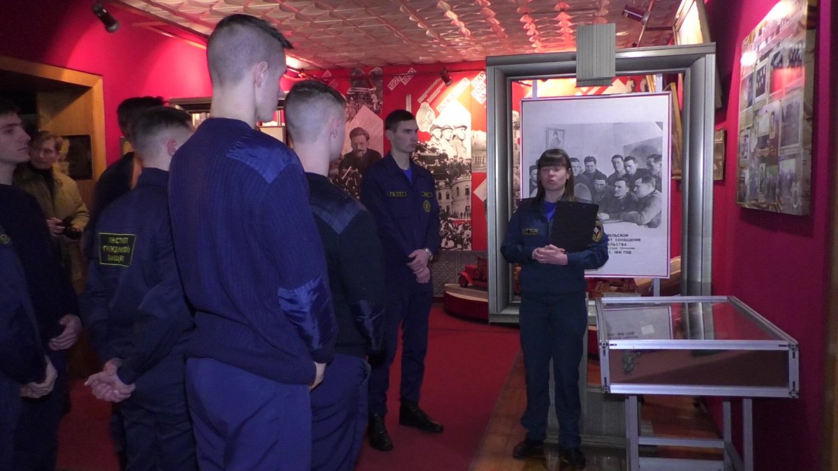 В музее МЧС ЛНР открылась экспозиция к 75-летию Великой Победы