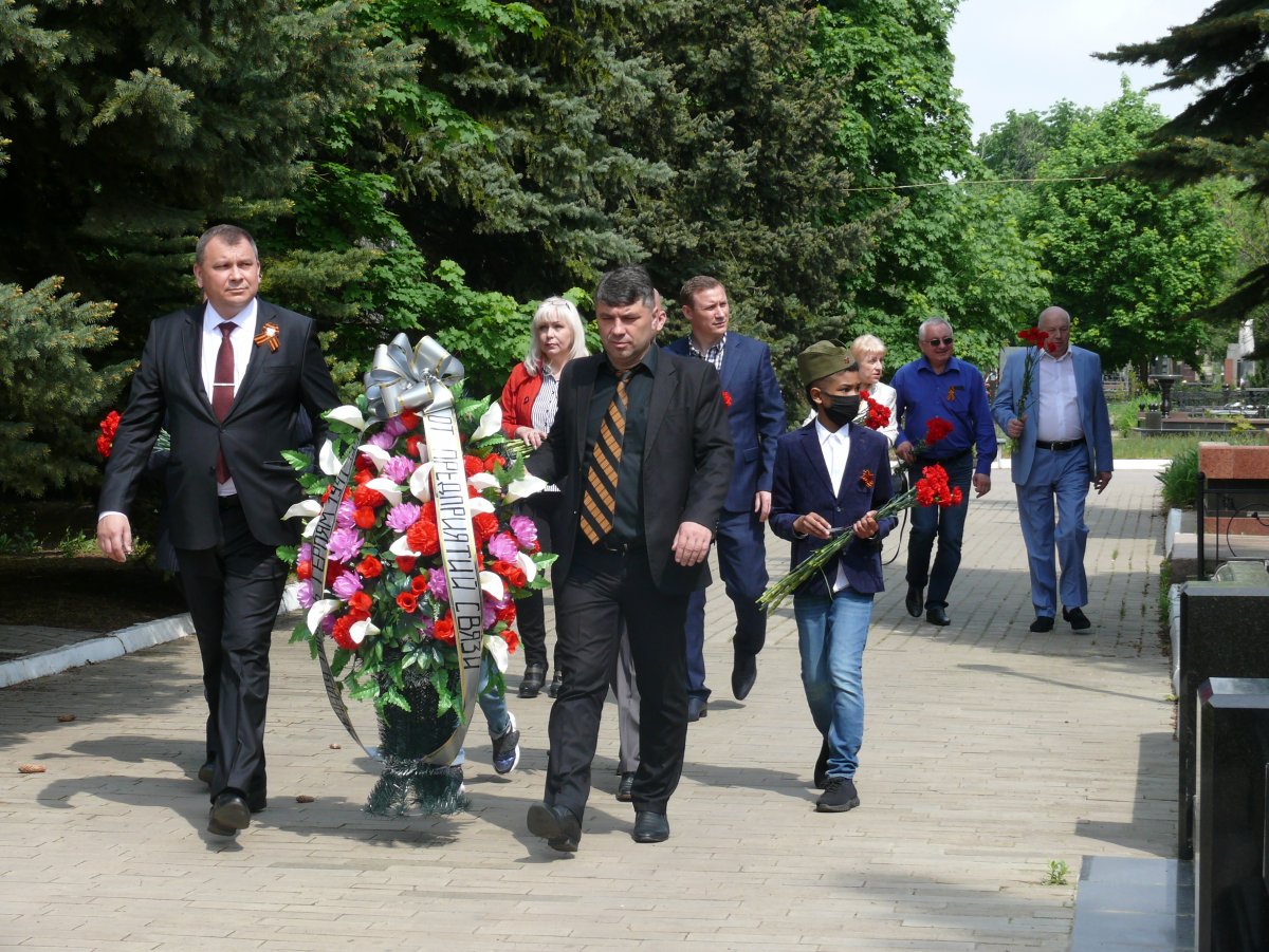 Связь поколений ничем не прервать