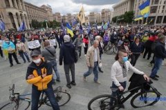 Акция "Стоп Реванш": в центре Киева собрались противники Зеленского