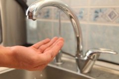 В несколько городов ЛНР из-за ремонта ЛЭП и водоводов прекращена подача воды