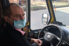В общественных местах необходимо носить средства индивидуальной защиты