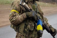 Вооруженный боец ВСУ пытался украсть продукты из магазина в Станице