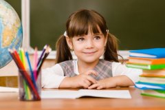 Почти 10 тыс. первоклассников сядут за парты школ ЛНР 1 сентября