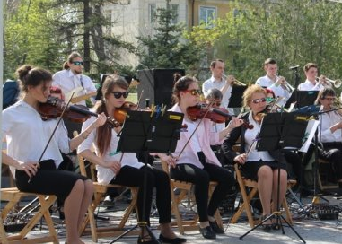 Луганчан приглашают на летние музыкальные вечера