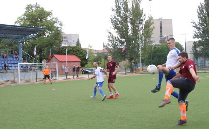 Луганчане выиграли турнир по футболу на Кубок ОД "Мир Луганщине"