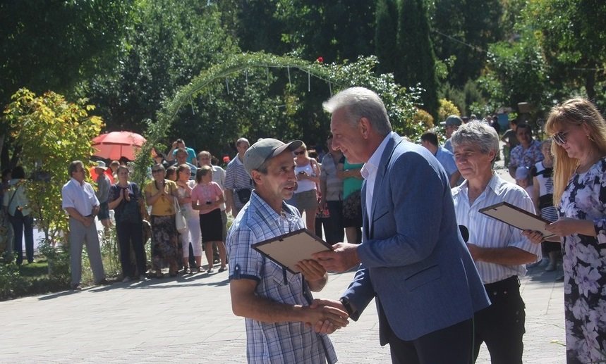 На Юбилейном казаки провели праздник по случаю Дня шахтера