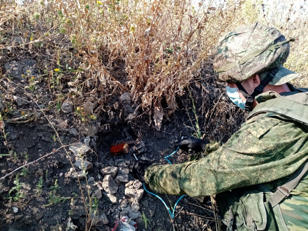 За неделю саперы НМ ЛНР очистили от взрывоопасных предметов территорию в 64 га