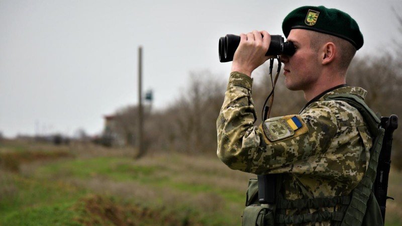 На КПВВ "Станица Луганская" организовали коррупционную схему по выдаче результатов ПЦР-тестов