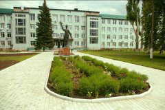 Вузы ЛНР проводят дополнительный набор