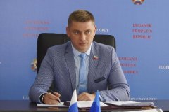 Есть мнение. Получение гражданства РФ - первый шаг к воссоединению с Россией