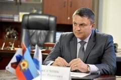 Глава Республики поручил при необходимости ввести карантин в школах ЛНР