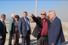 Сергей Козлов проинспектировал ход строительства КПП "Луганск-Счастье"