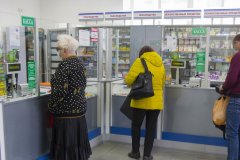 "Лугмедфарм" получил и распределяет по аптекам ЛНР антибиотики и противовирусные препараты