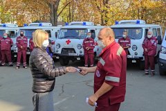 Республиканские власти передали Луганску и регионам 25 автомобилей скорой помощи