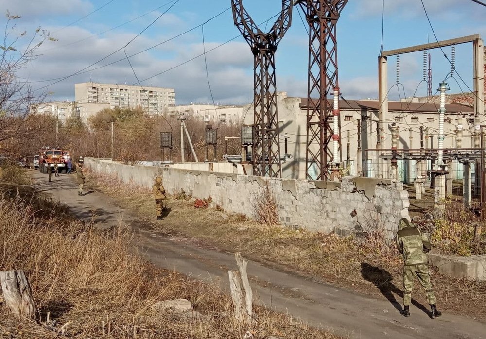 В Брянке  в рамках тренировок прошло условное разминирование подстанции службами гражданской защиты