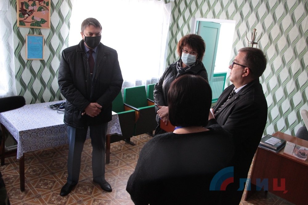 Глава ЛНР пообещал передать рециркуляторы фельдшерским пунктам Центрального и Софиевки