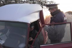 В Луганске и Брянке в рамках тренировок сотрудники полиции усилили патрулирование улиц и досмотр транспорта