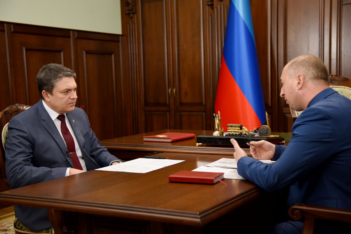 Глава ЛНР провел рабочее совещание с главой Администрации Славяносербского района