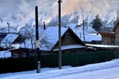 Жителей частного сектора в Луганске просят сносить мусор на проездные улицы