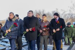 В Луганске состоялись митинги по случаю 78-й годовщины освобождения города