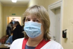 Педагоги ЛНР начали получать второй компонент вакцины Sputnik V