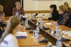 Глава ЛНР утвердил временный порядок легализации и применения иностранных документов