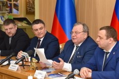 Глава ЛНР принял участие в круглом столе, посвященном достижениям Казака Луганского