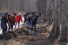 В ходе общегородского субботника из Луганска было вывезено более 5 тысяч кубометров мусора