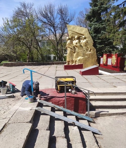 В луганском сквере Победы установлен пандус