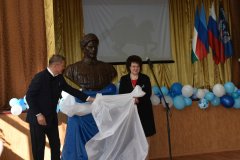 Слава павших вовек не умрет!  Главы дружественных Республик посетили Петровское