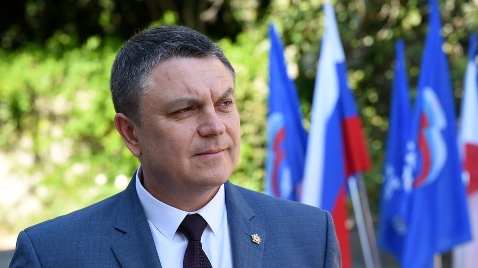 Поздравление Главы ЛНР Леонида Пасечника с Днем России