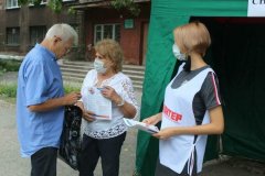 Активисты организовали в Алчевске информационные пикеты по вопросам оформления СНИЛС