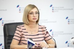 Вакцинация жителей ЛНР российской вакциной Sputnik Light началась в Республике