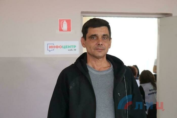 Жители ЛНР участием в выборах реализуют право на свою точку зрения – учитель