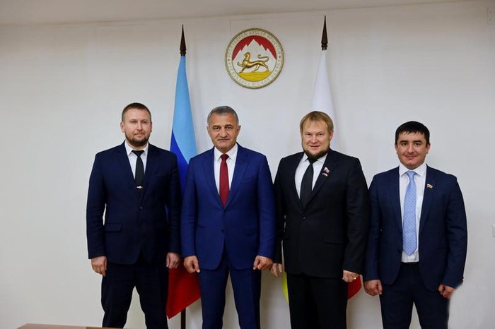 Депутаты Народного Совета ЛНР встретились с президентом и парламентариями Южной Осетии