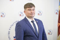 Поздравление министра культуры, спорта и молодежи ЛНР Дмитрия Сидорова с Днем туризма