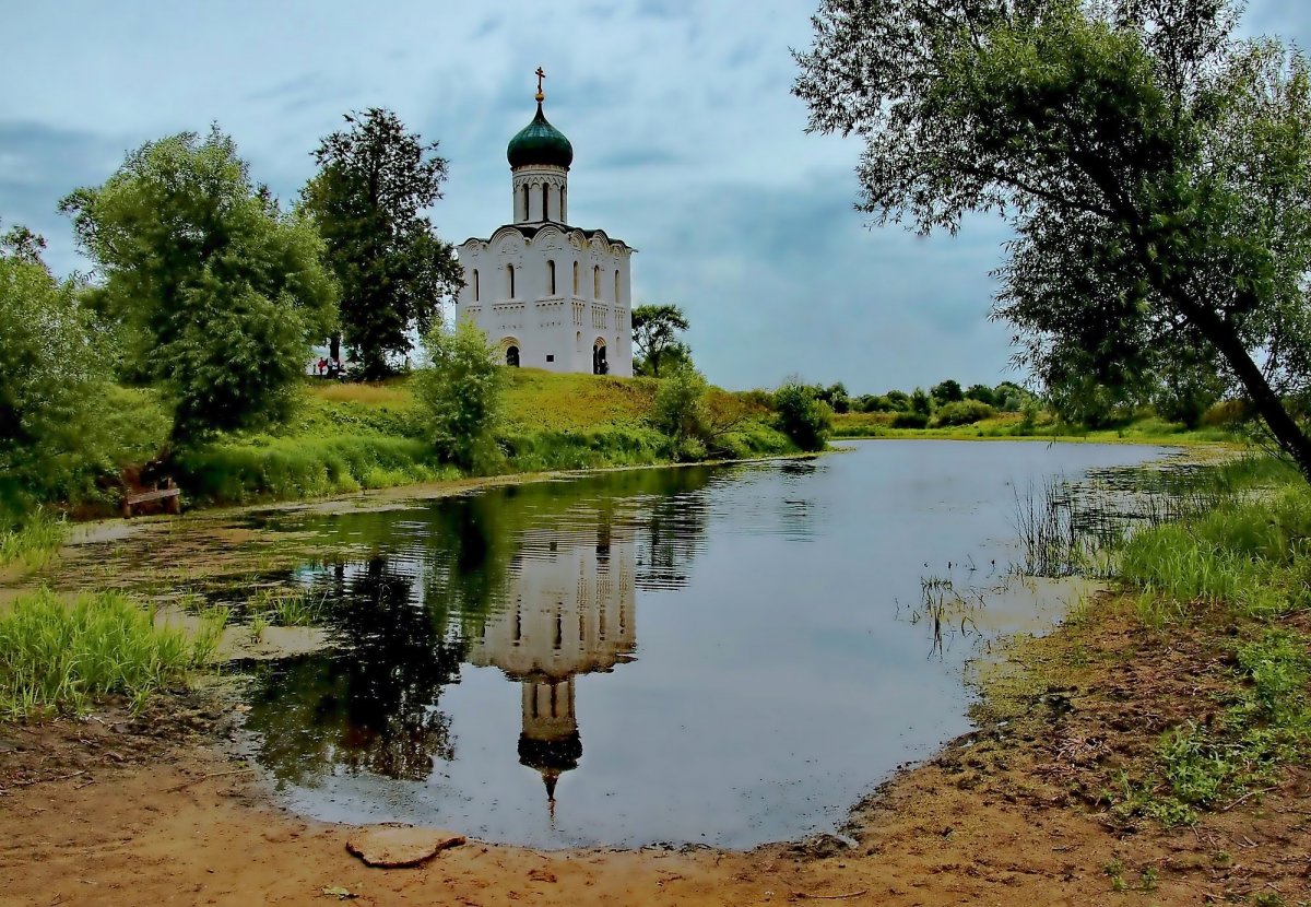 Пресса в храме