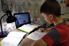 Школьники ЛНР вернутся к учебному процессу с 8 ноября