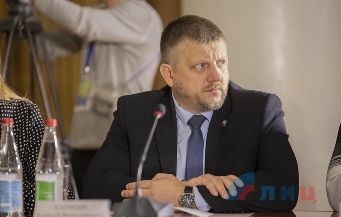 Сохранение памяти о событиях 2014 года предостережет потомков от повторения войны – ОП ЛНР