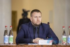 Работа спецгрупп в Донбассе позволит избежать переписывания истории – Мирошниченко
