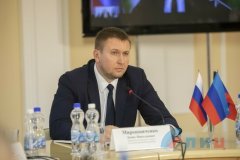Указ Путина стал очередным шагом в интеграции Республик Донбасса с Россией - Мирошниченко