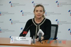 ЛНР призывает Киев решать вопросы путем диалога, а не шантажа жителей Донбасса – Кобцева