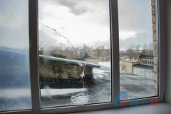 Координатор от ОБСЕ пришла в ужас от увиденного в обстреливаемой ВСУ школе в Золотом-4