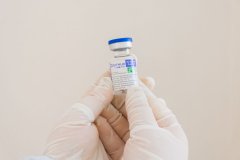 Только с помощью вакцинации мы одолеем COVID-19