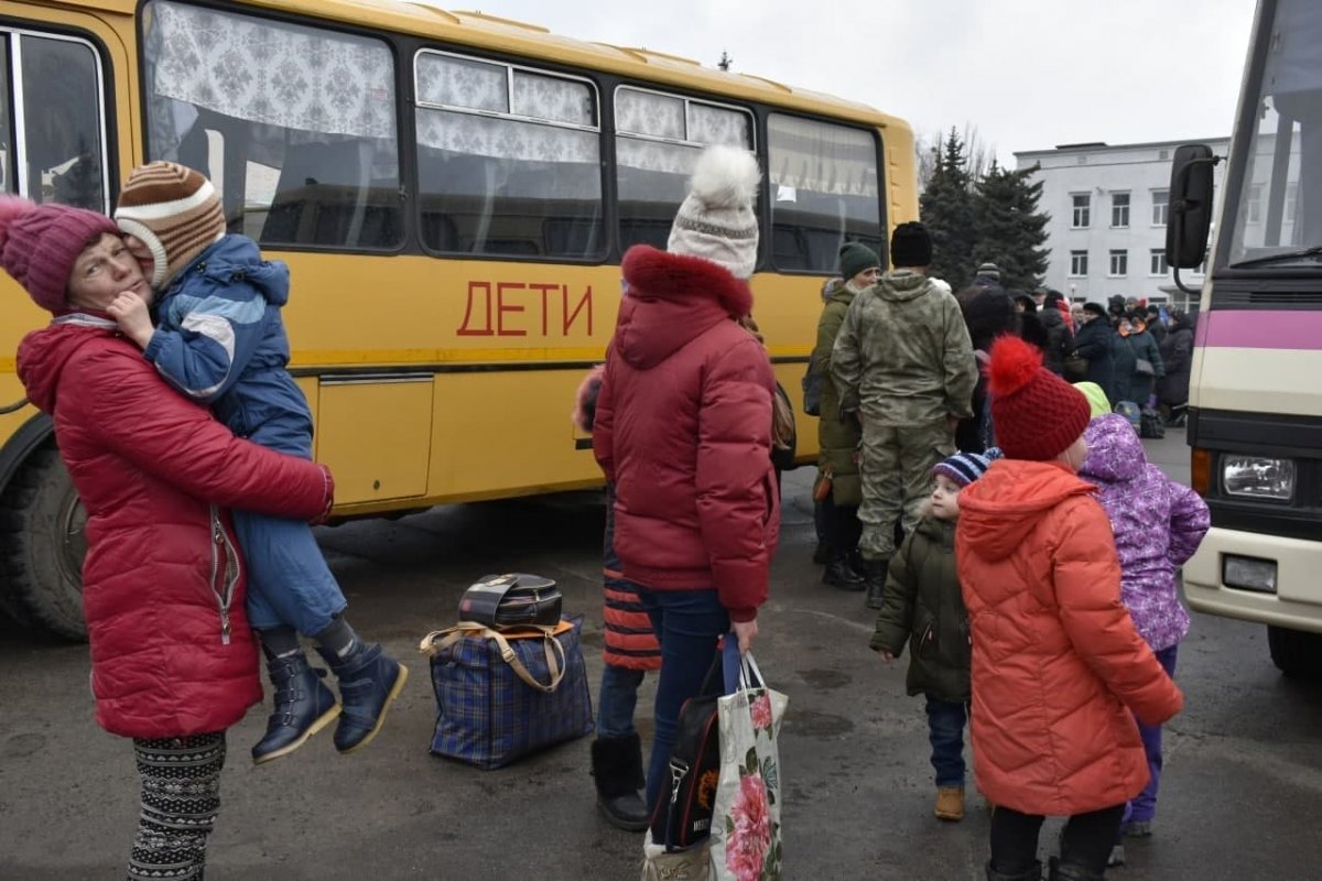 Продолжается эвакуация жителей Республики в Российскую Федерацию