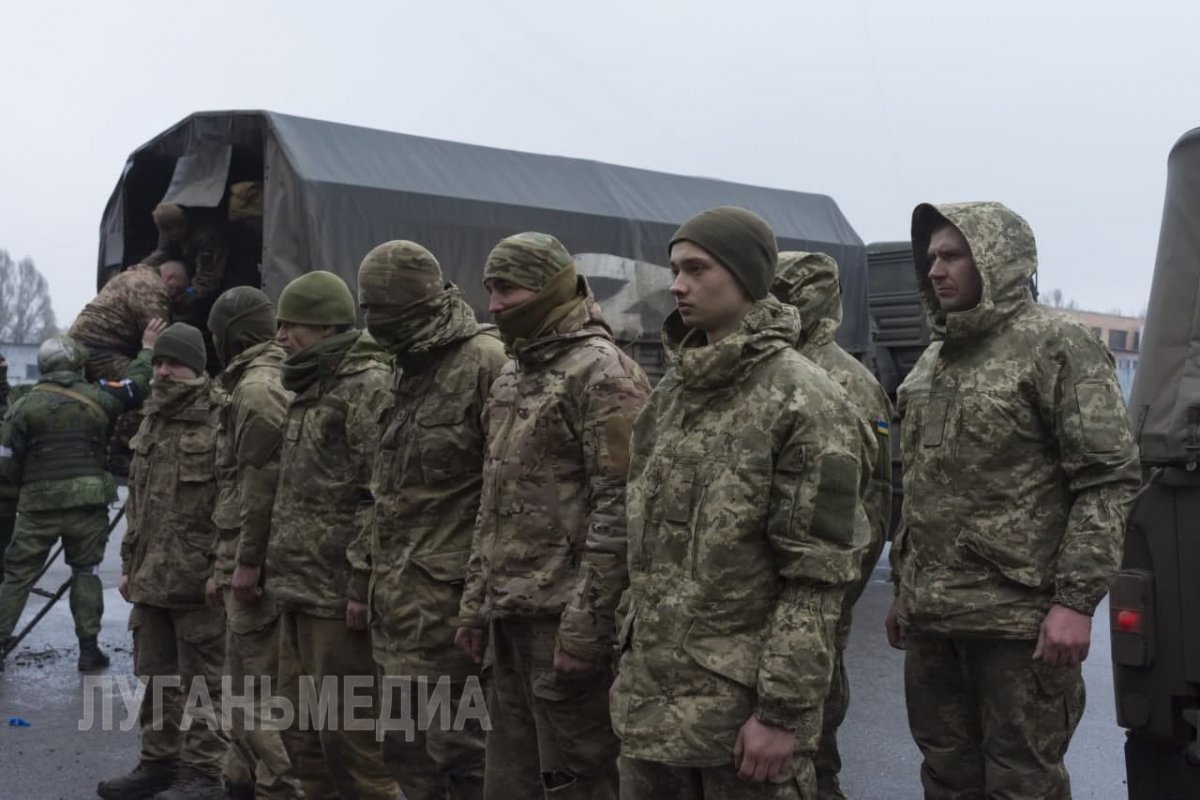 Военнослужащие ВСУ переходят на сторону ЛНР